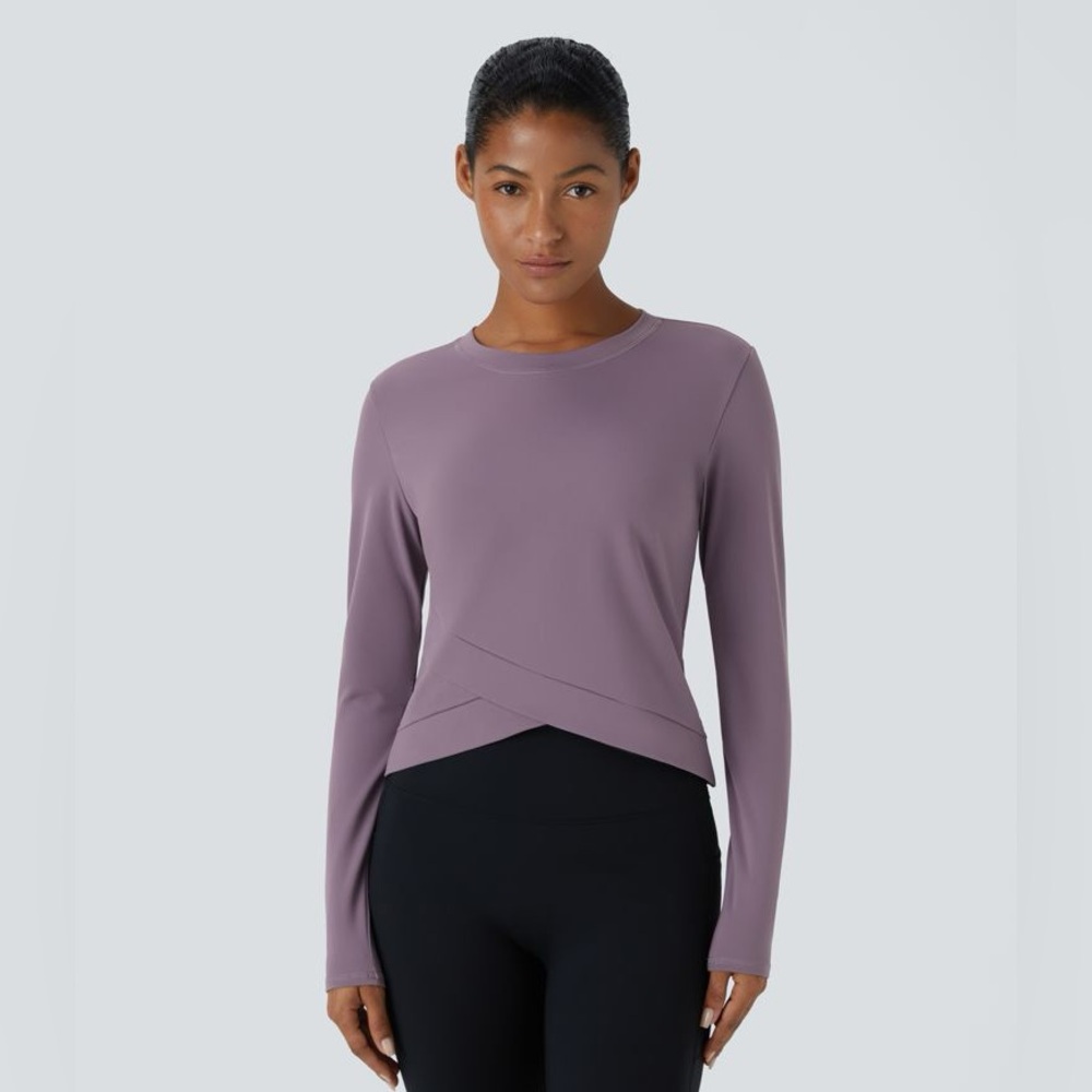 SoftlyZero™ Plush Round Neck Crossover
Hem Yoga Sports Top‎